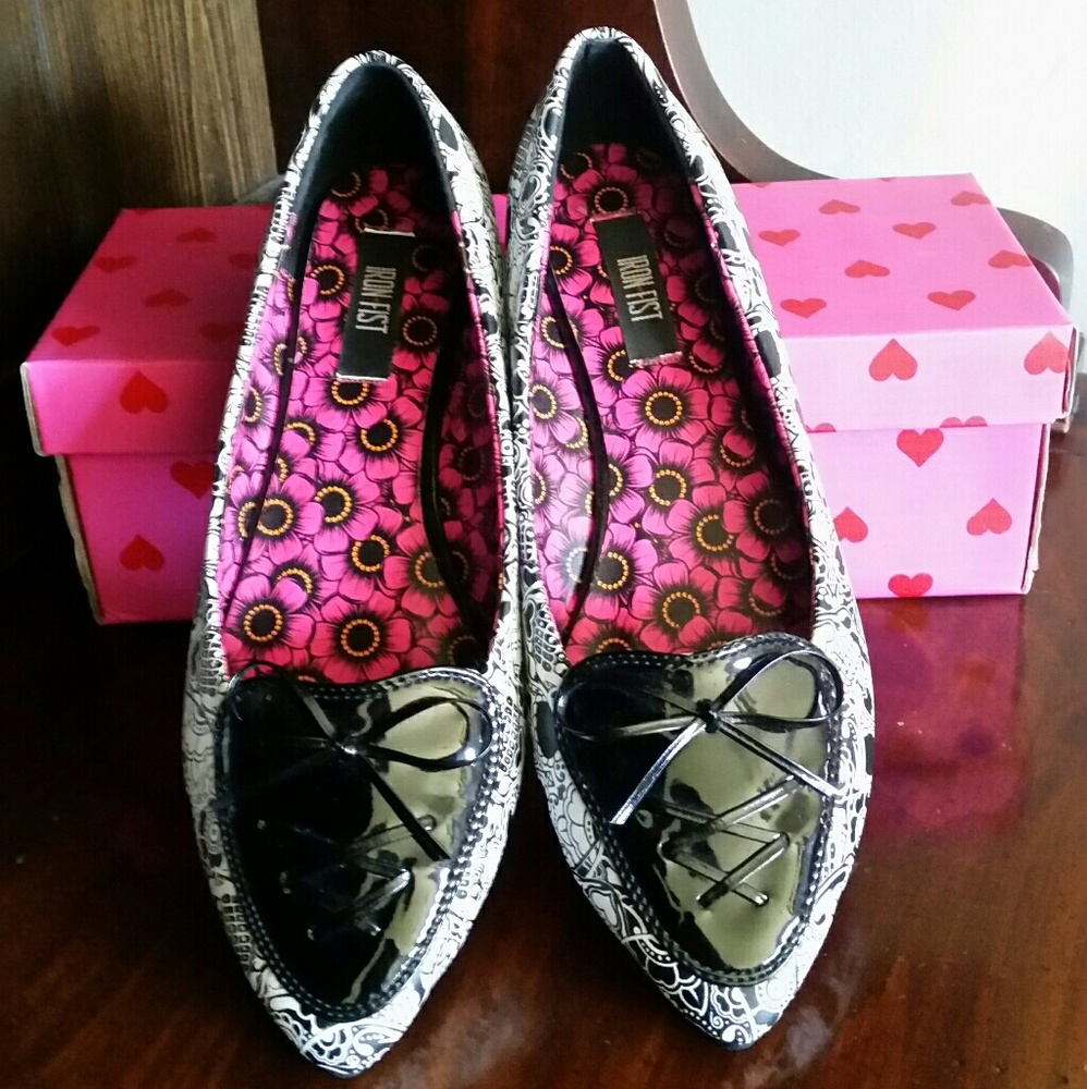 *NIB: Iron Fist Sugar Coma Pointy Flats USA Size 7
